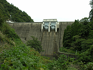 佐波川ダム